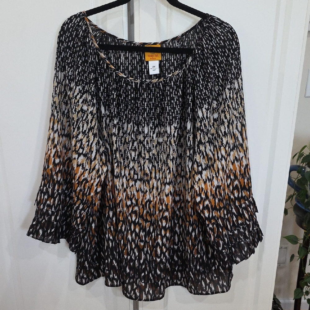 Ruby Rd. Black and Orange Abstract Blouse